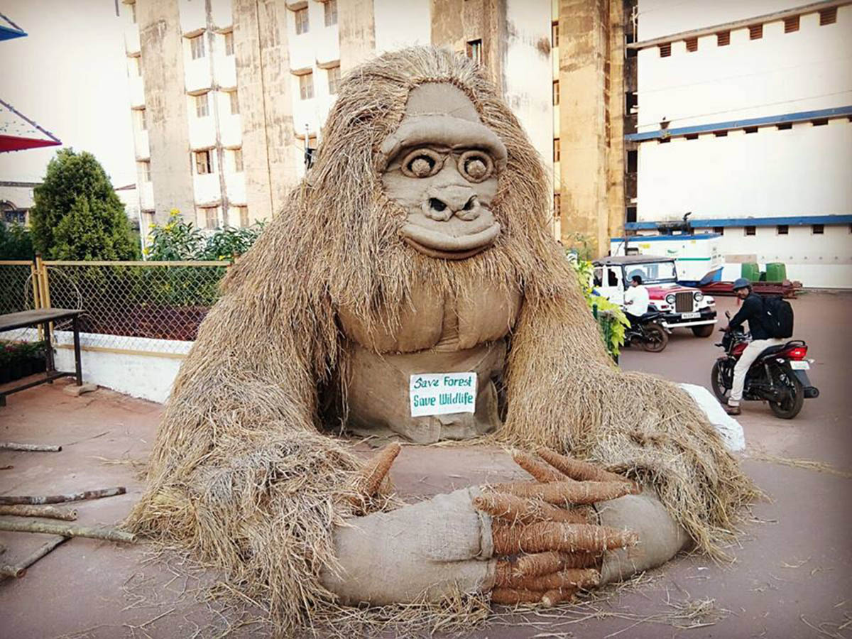 ಆಳ್ವಾಸ್ ನುಡಿಸಿರಿ ಜಾತ್ರೆಯಲ್ಲಿ ಪರಿಸರ ಸ್ನೇಹಿ ಗೋರಿಲ್ಲಾ